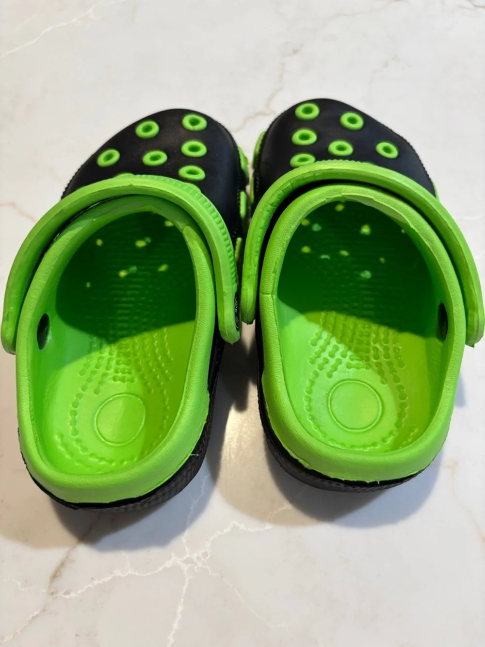 Kids Black and Neon Green Clog Sandals Toddler Size 10